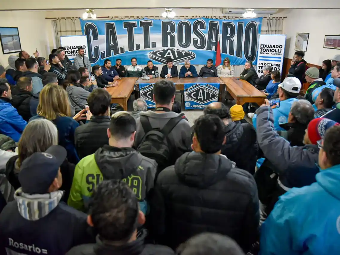 Peronismo santafesino: el reality show que nadie pidió, pero todos miran