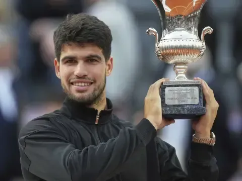 Alcaraz y Paolini brillan en Roma y se consagran campeones del Masters 1000
