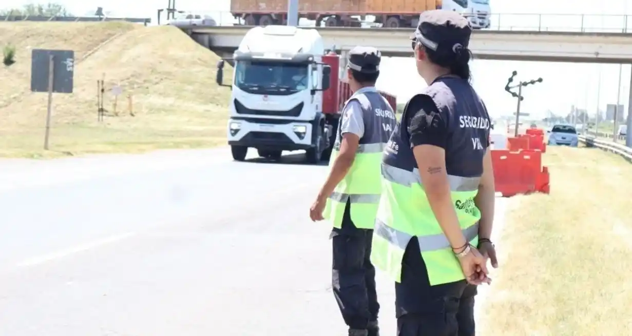 Continúan los operativos en la Autopista Rosario-Santa Fe con cortes de tránsito por obras