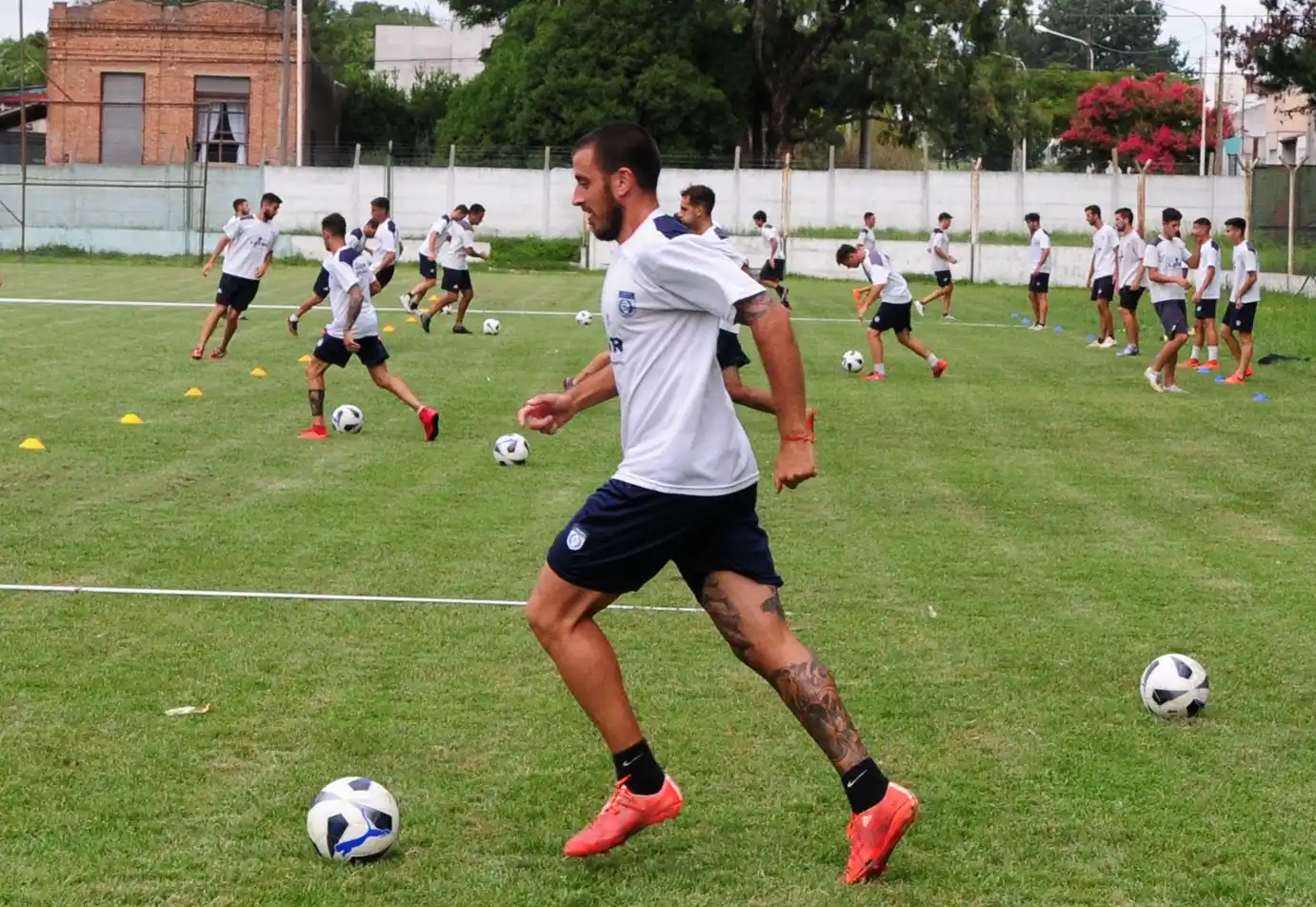 Grupo quiere recuperarse  frente al puntero de la zona