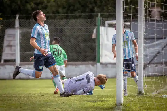 Kimberley lo perdía frente a Sol de Mayo pero lo empató sobre el final