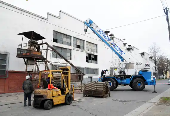 Monitorean el desguace de Metalúrgica con vistas a declarar el predio como Zona de Interés