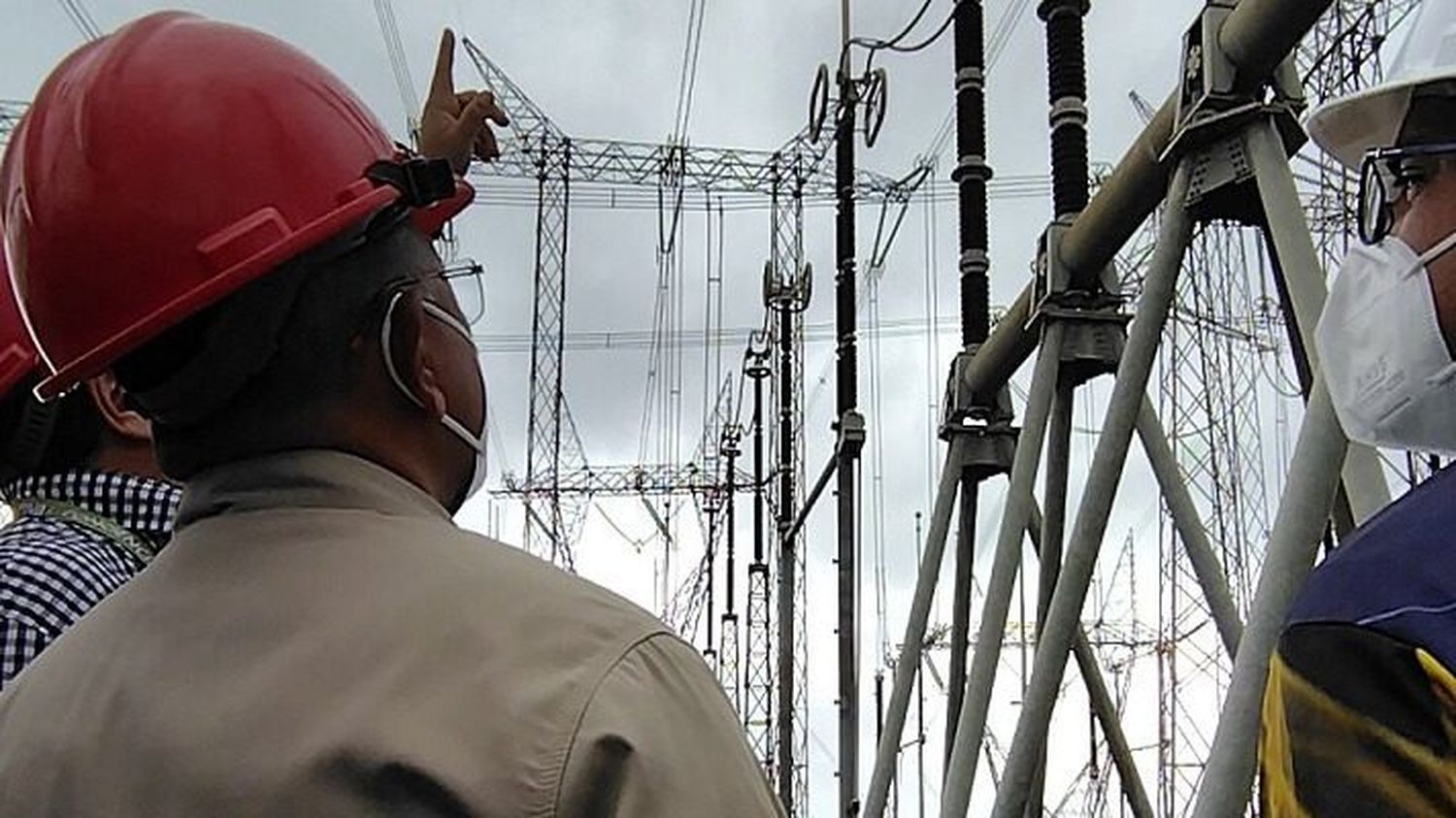 Venezuela pagará una millonada a Siemens para que arregle la red eléctrica, según Bloomberg  