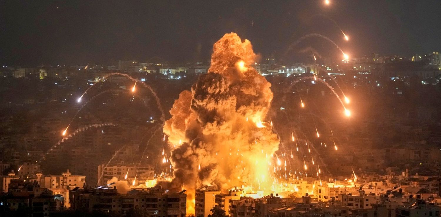 Los suburbios del sur de la capital son blanco de bombardeos israelíes desde hace varios días, sobre todo por la noche.