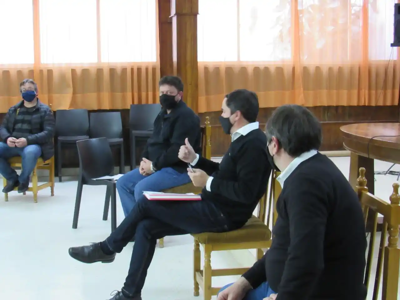 Larroque: tras un caso positivo, tomaron nuevas medidas y suspendieron actividades