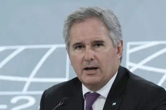 Pablo Quirno jura como nuevo canciller en una ceremonia en Casa Rosada