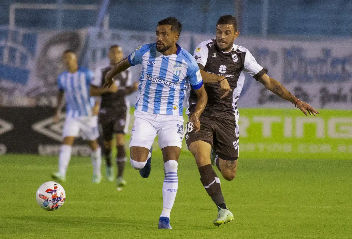 Cierran Atlético Tucumán y Patronato