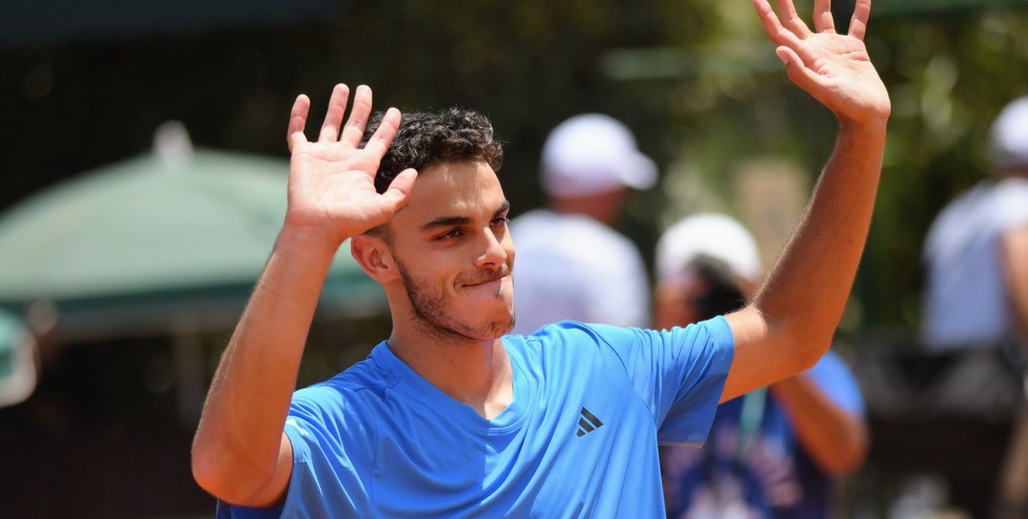 Cerúndolo logró el primer punto para la Argentina en la serie de Copa Davis ante Kazajistán