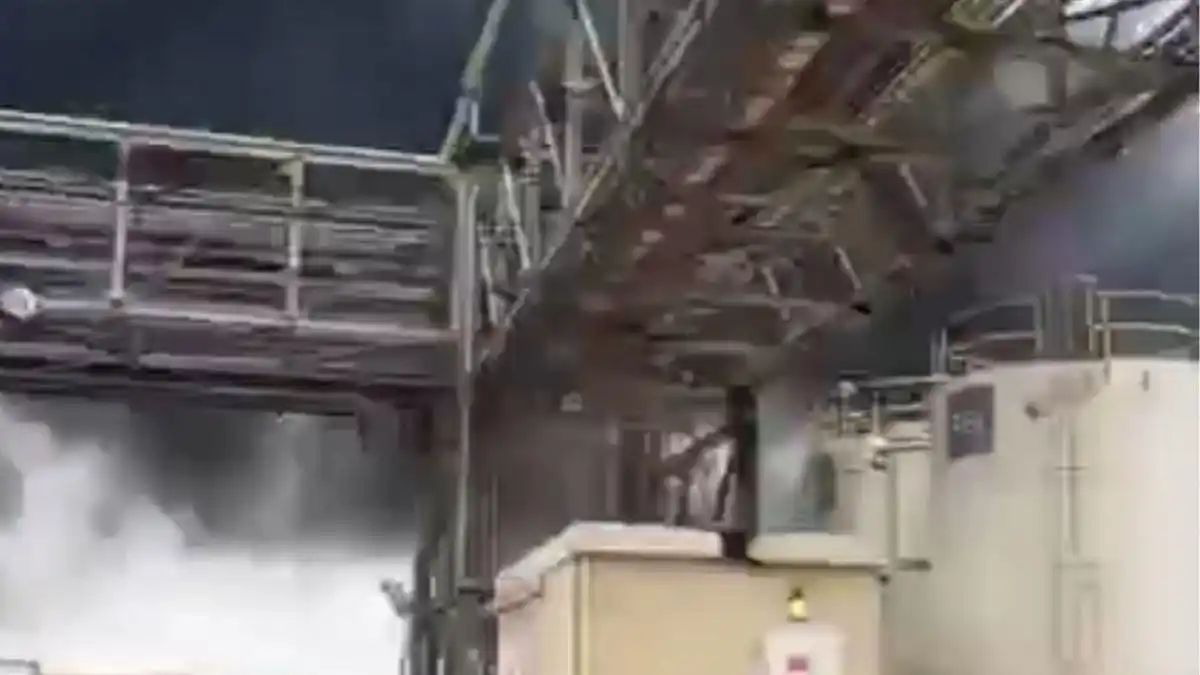 Escalada del conflicto: ataque en Beerseba deja incendio en planta química y alerta por riesgo tóxico