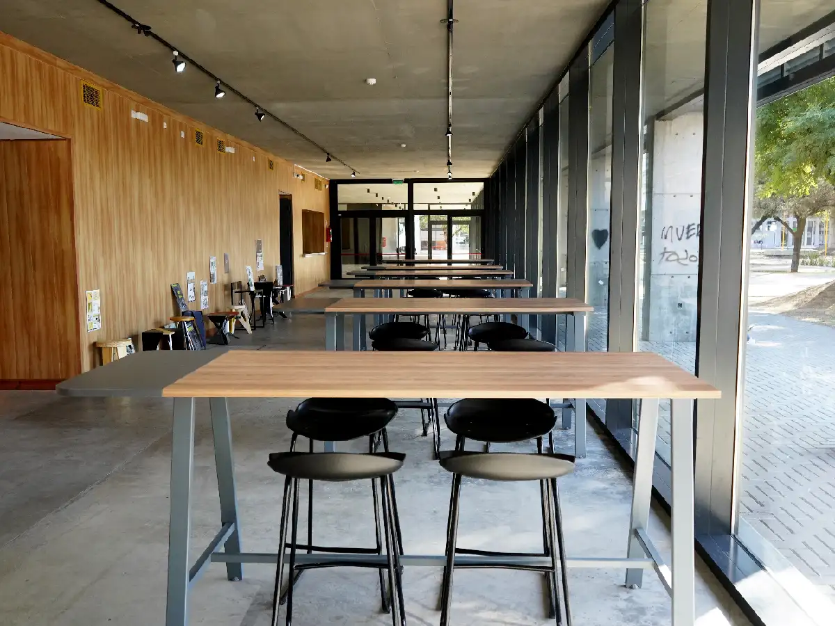 Llaman a licitación pública para concesionar el servicio gastronómico de la Tecnoteca 