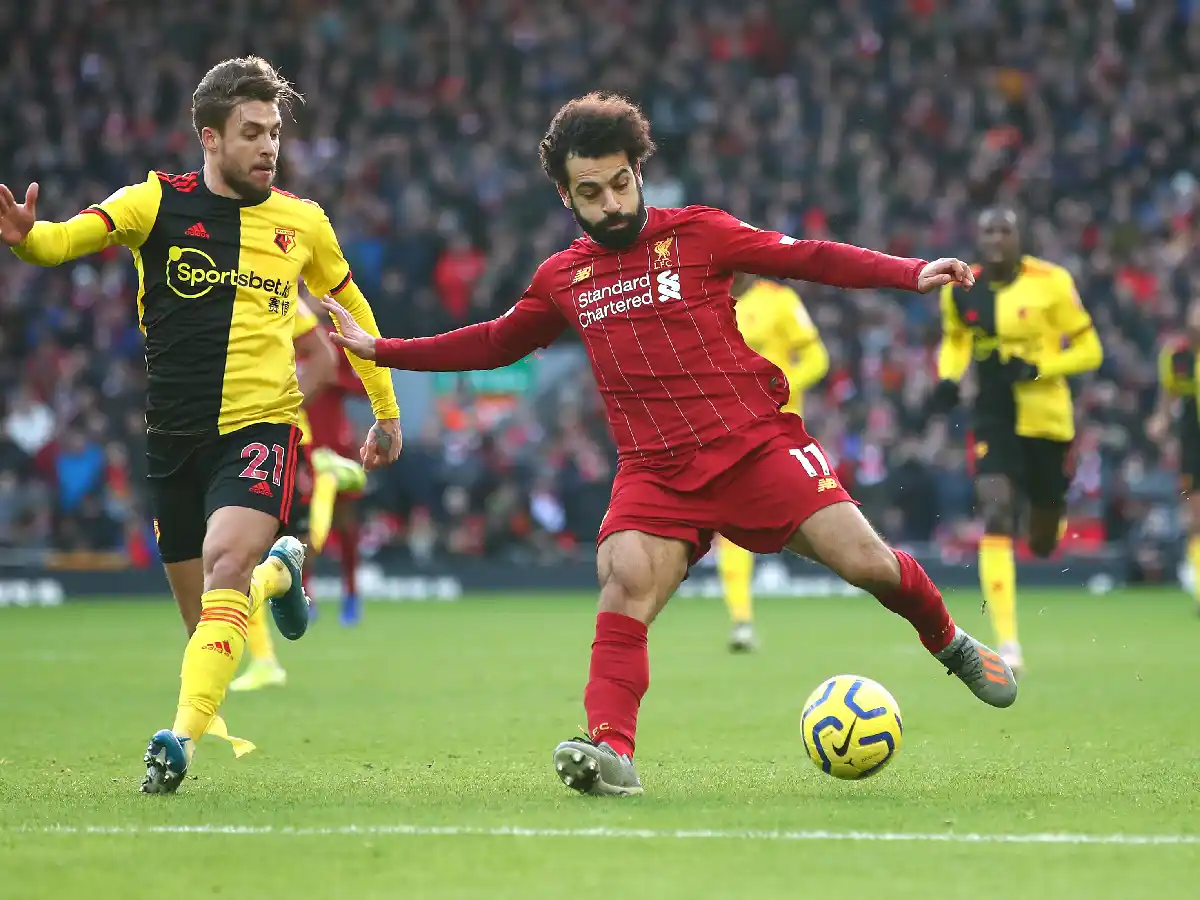  El puntero Liverpool venció a Watford 