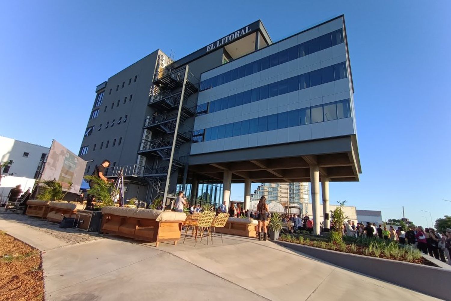 Diario El Litoral inauguró su nuevo edificio en pleno Puerto de Santa Fe