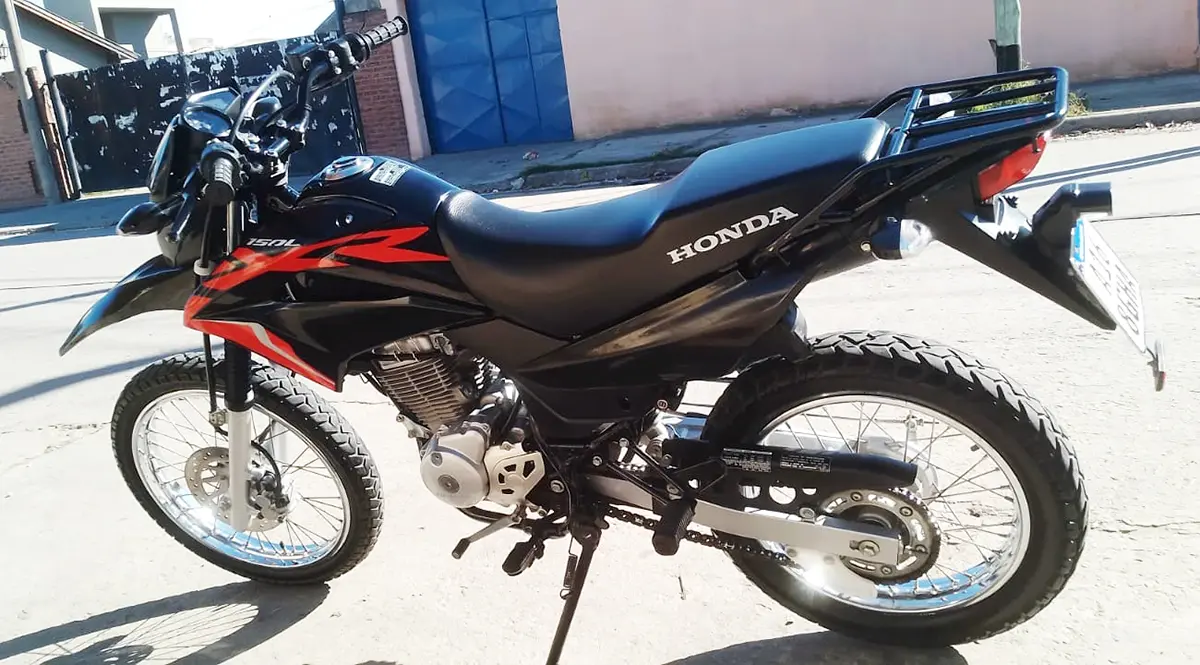 El rodado. Marca Honda modelo XR, sustraído del interior de un inmueble de calles 530 y 517, de Quequén