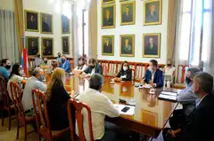 Docentes y Gobierno avanzan en el diálogo