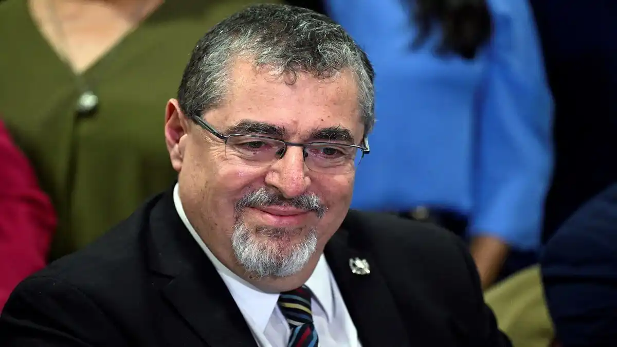 FISCALÍA DE GUATEMALA anula  elecciones donde ganó Bernardo Arévalo: la ONU y la OEA denuncian «intento de golpe de Estado»