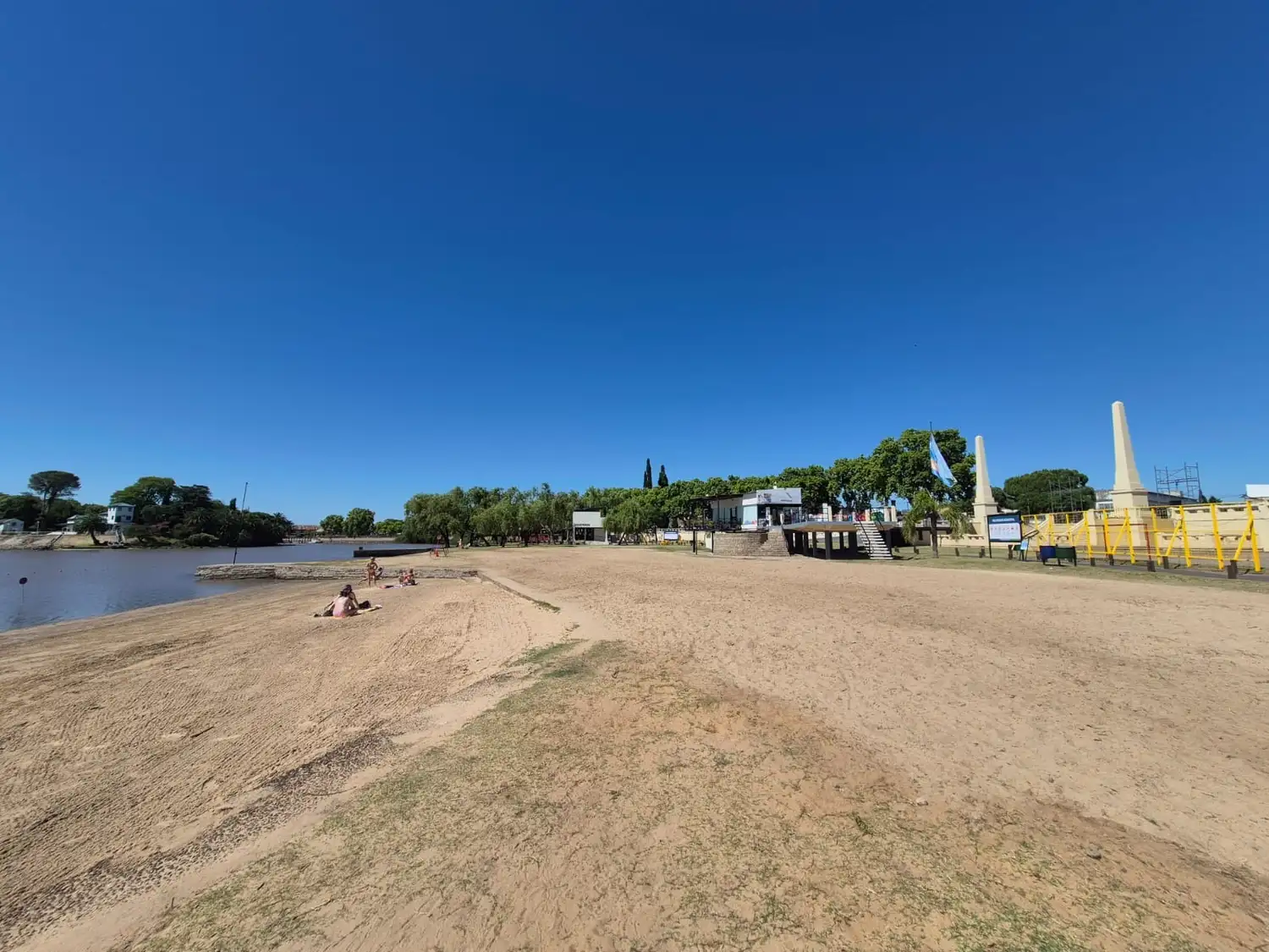 Las temperaturas siguen subiendo: cuál será el pico de la ola de calor en Gualeguaychú