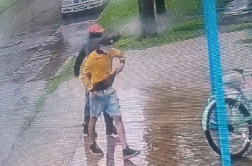 Sigue la inseguridad: ingresaron a robar armados a un supermercado chino y dispararon al aire