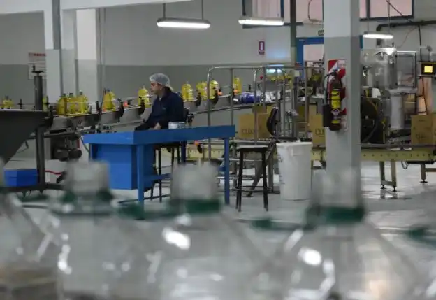 Paritaria de aceiteros: pedirían 35% de aumento