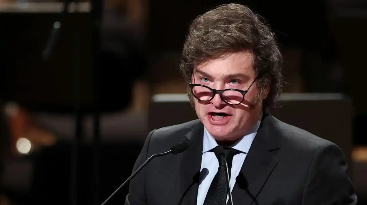 Milei volvió a criticar la gestión de Tapia en AFA