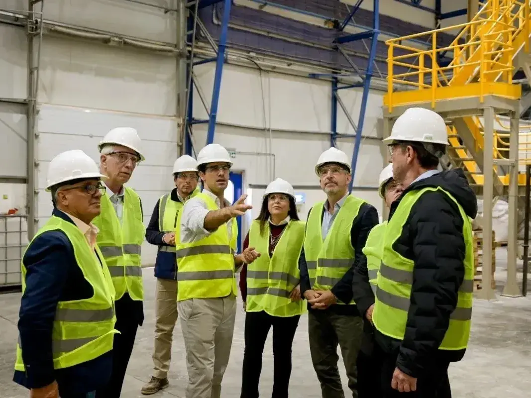 Frigerio visitó La Loma Alimentos y analizó desafíos de la industria arrocera