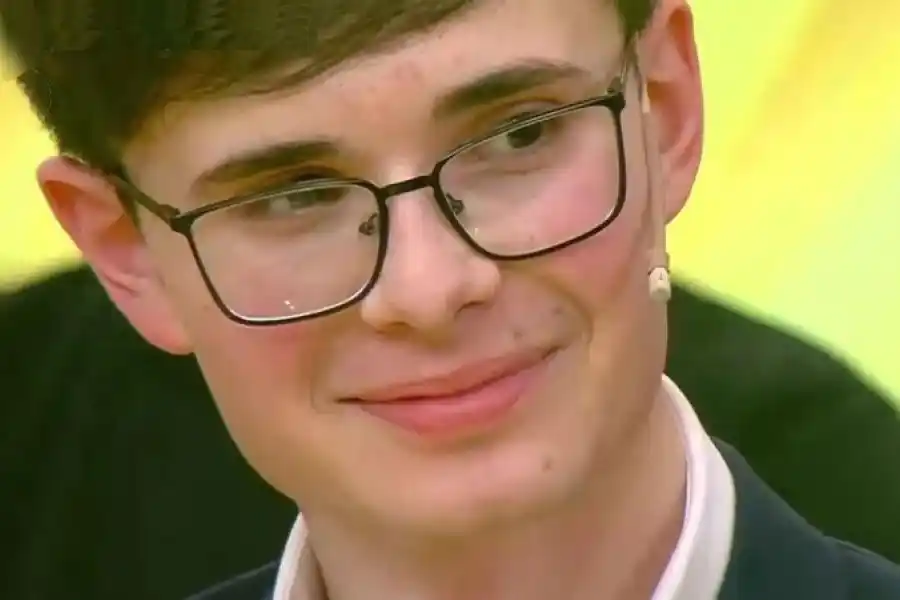 Tiene 18 años y es uno de los ganadores más jóvenes de Los 8 escalones de los 3 millones: qué estudia