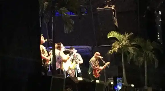 Caracas vivió a tope la Descarga de los 90