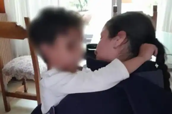 Encontraron al niño de 5 años desaparecido tras un doble femicidio en Córdoba: detuvieron al padre