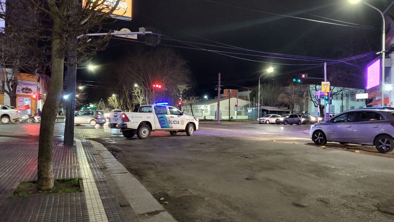 Una mujer herida al ser atropellada por un auto en la avenida España