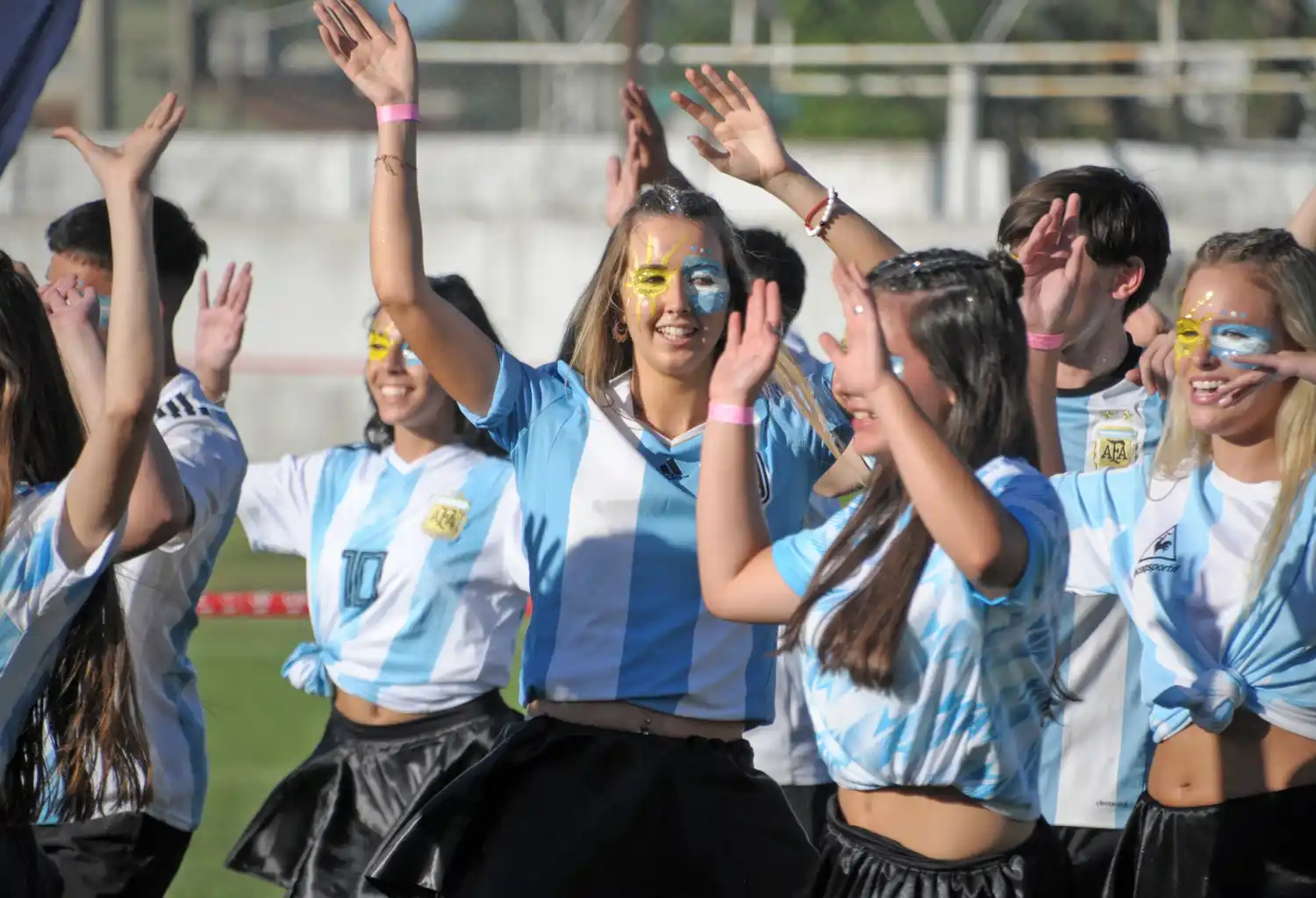 Las agrupaciones suspendieron la fecha de la Farándula