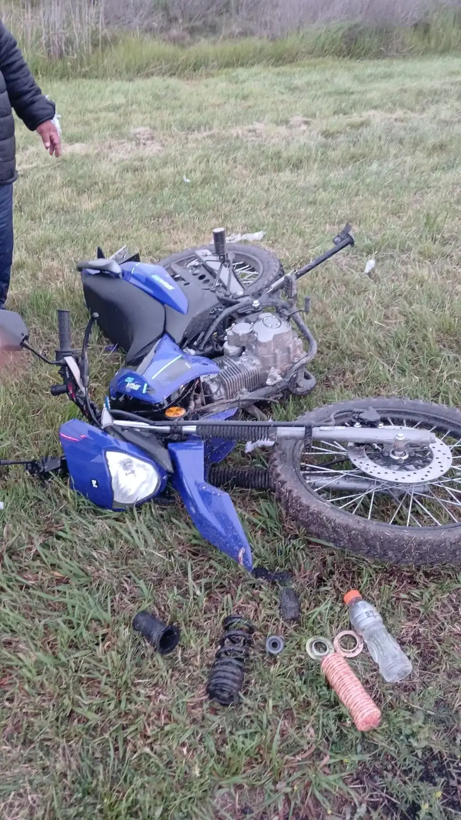 Un motociclista de Gualeguay resultó herido tras volcar en la Ruta Nacional 12