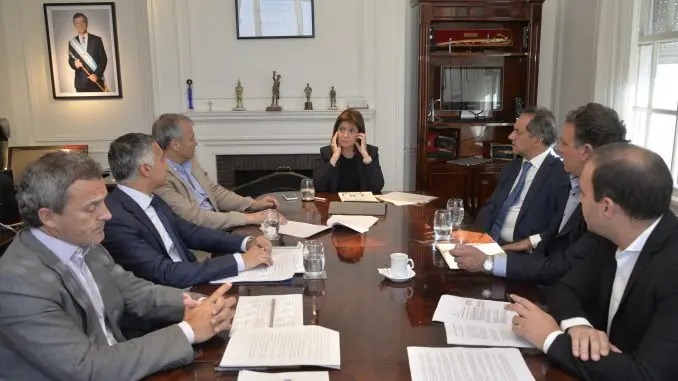 Diputados debate en comisión el aumento de penas de prisión a barrabravas