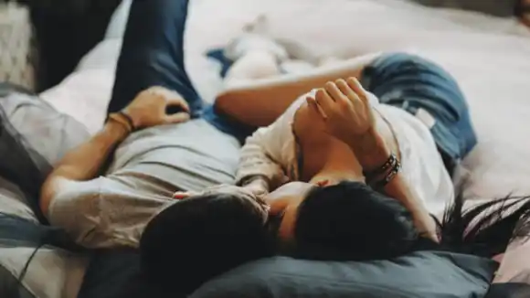 ÚLTIMO DESEO: mujer con enfermedad terminal pidió a su esposo que la dejara tener relaciones con su expareja