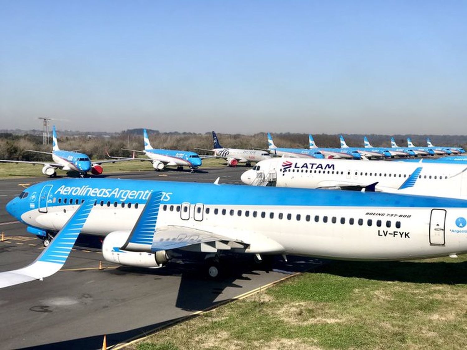 Aerolíneas Argentinas planea extender las suspensiones hasta Octubre inclusive