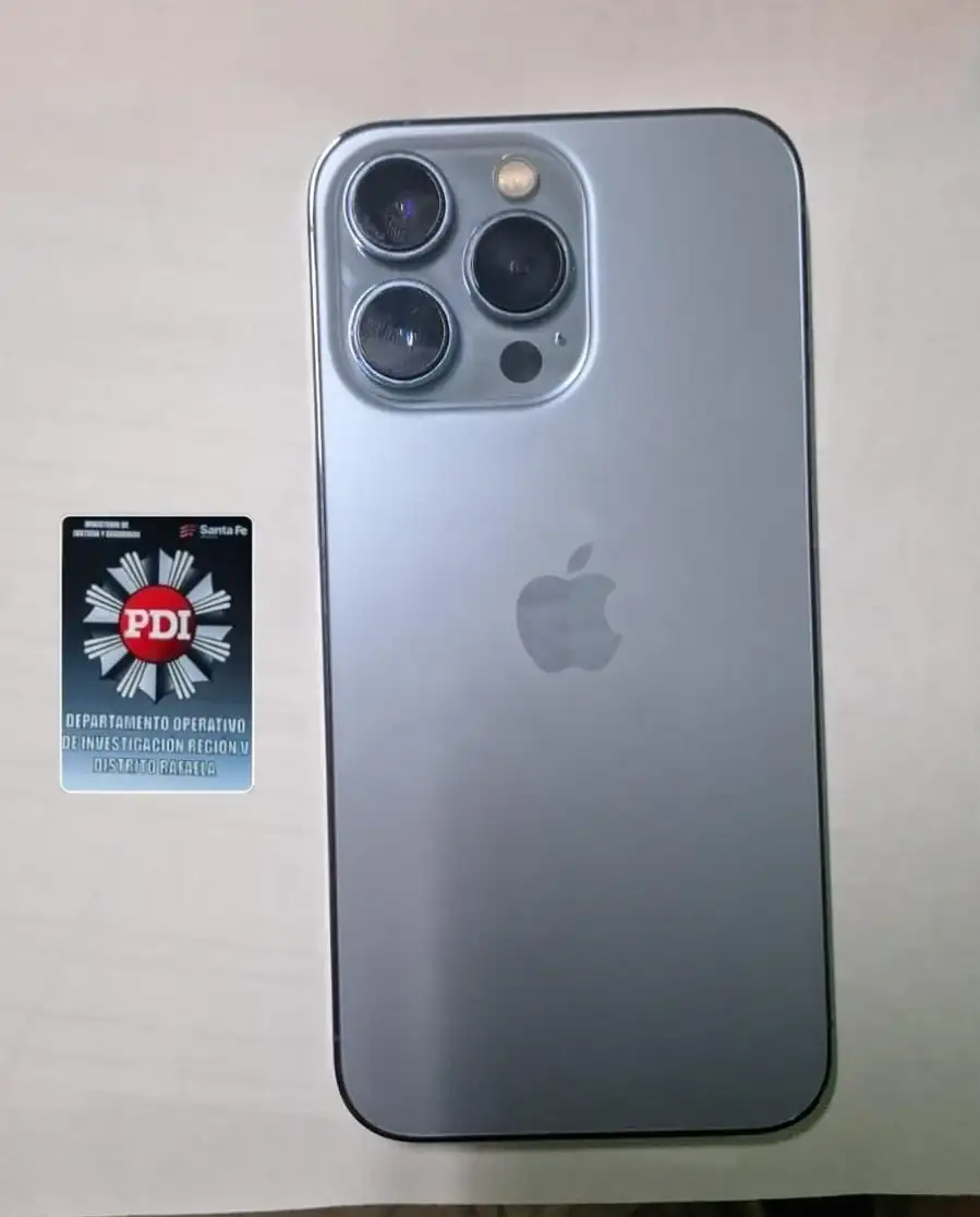 La PDI recuperó en Rafaela un iPhone 13 Pro robado en un comercio - 2