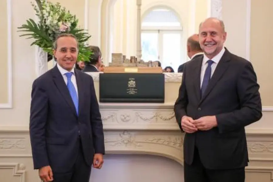 Lazos internacionales: Perotti recibió al embajador de Marruecos en Argentina, Fares Yassir