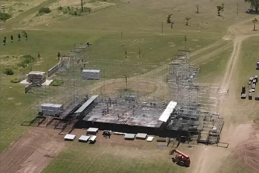 El escenario donde tocarán Los Fundamentalistas del Aire Acondicionado.