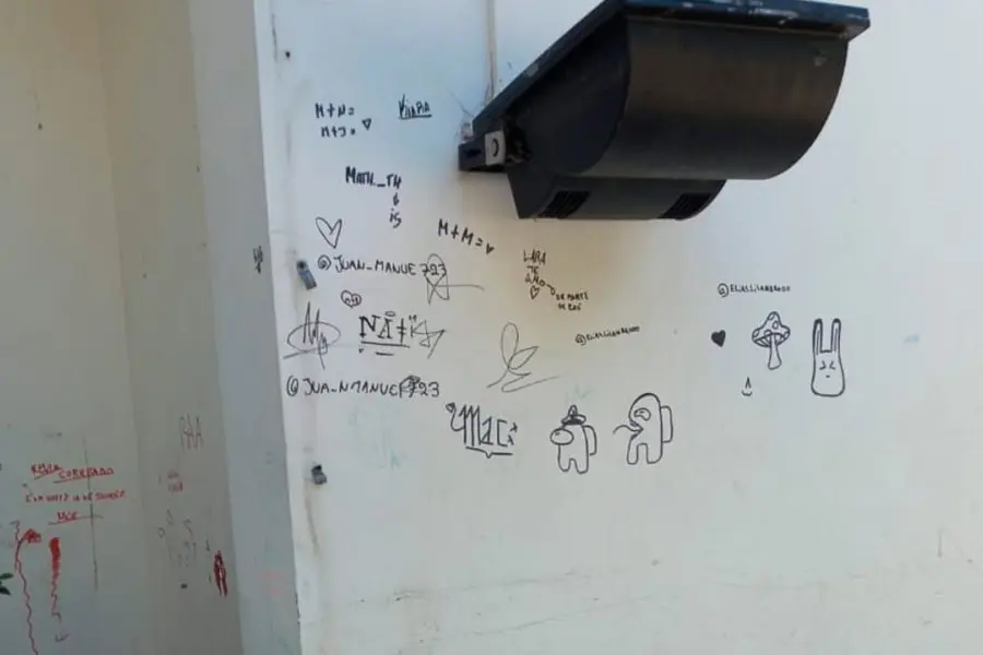 No encontraron al impostor: aparecieron nuevamente pintadas en la Municipalidad de Sunchales