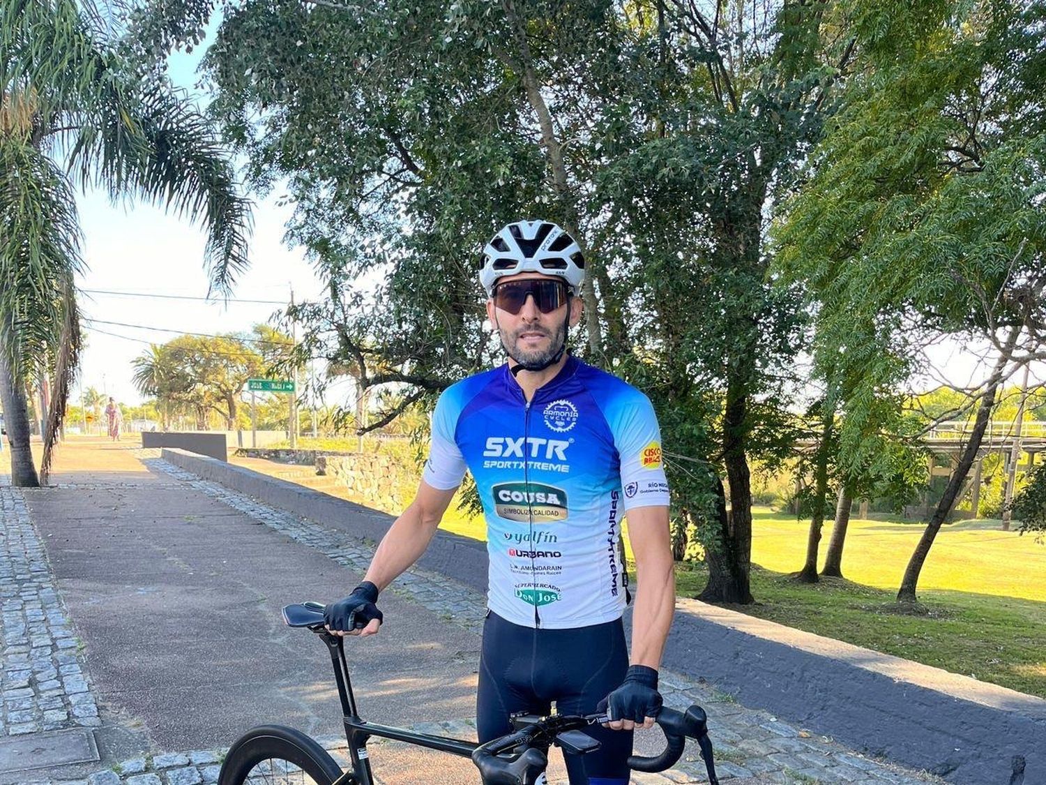 Cisco Viollaz en el Tour de San Carlos, la primera prueba del año que corrió en Uruguay.