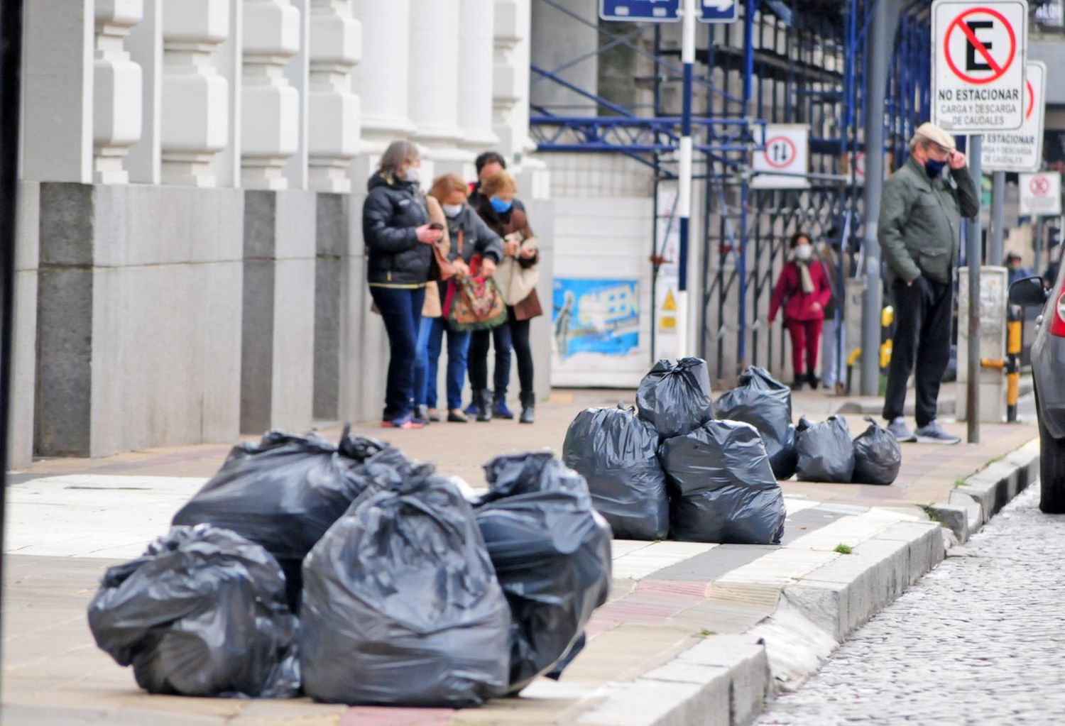 Los recolectores convocaron a una movilización y cruzaron al Sindicato Municipal