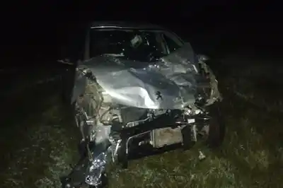 Violento choque en la autopista: cuatro heridos tras brutal impacto entre dos autos