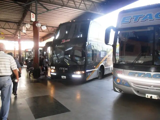 Proponen reducir un 50% el pasajes para estudiantes y docentes 