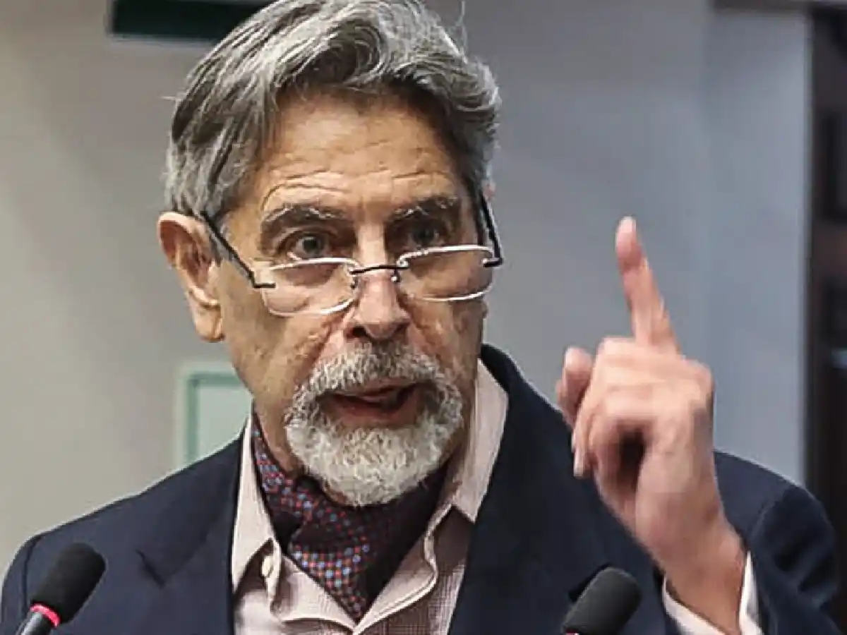 Perú: casi 500 funcionarios aprovecharon su posición para vacunarse