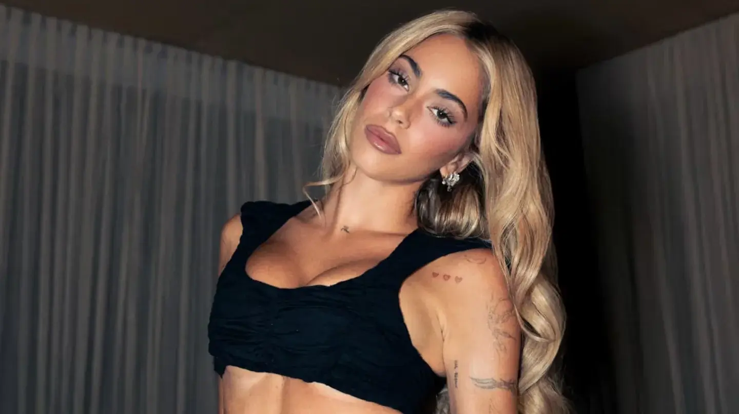 Venden una supuesta uña postiza de Tini Stoessel por una cifra exorbitante