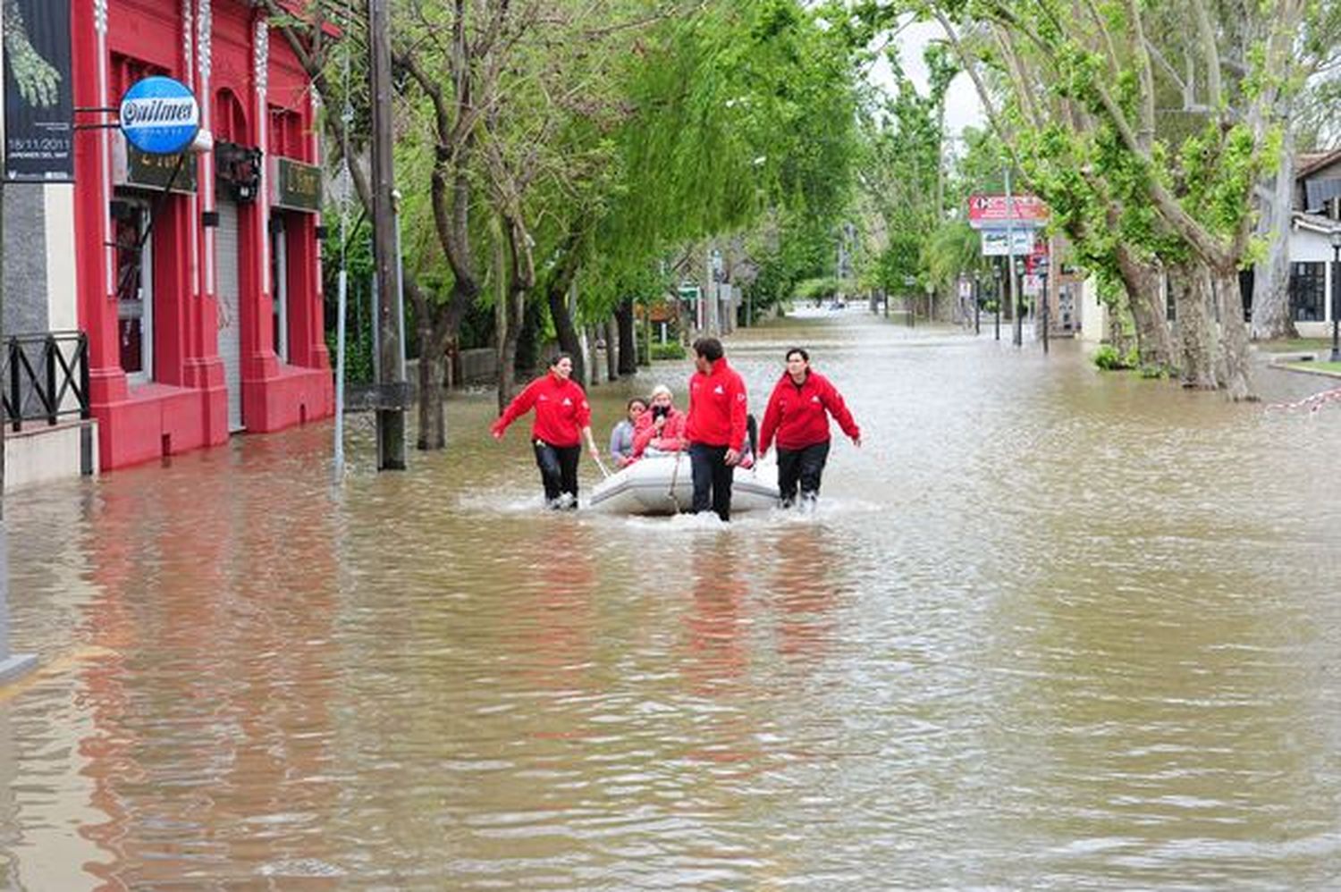 Alerta por crecida del Río de la Plata: Afecta a Ciudad y conurbano sur y norte
