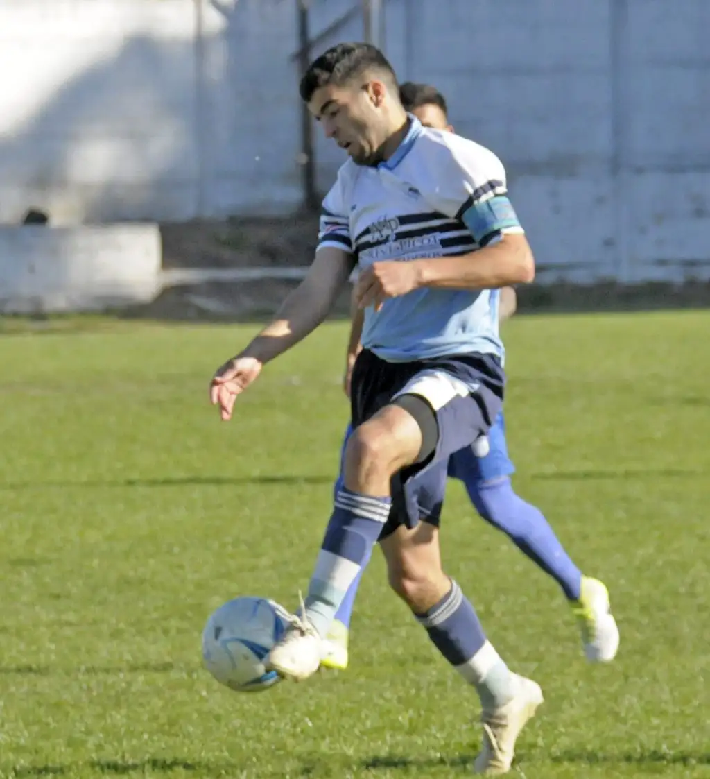 Mouhape, el joven capitán que da todo por Gimnasia