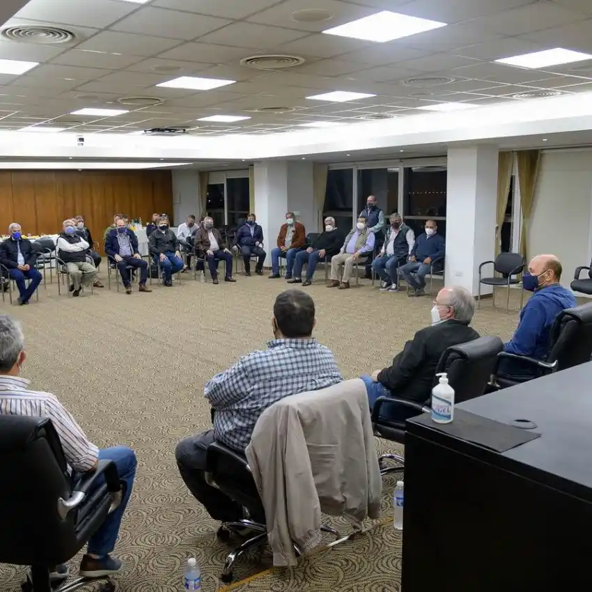 Insfrán se reunió con intendentes de toda la provincia para analizar las PASO 2021
