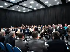 Dora Bogdan acompañó al gobernador Frigerio en defensa conjunta de los recursos provinciales