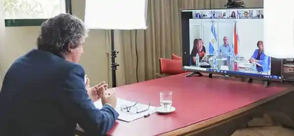 El intendente de Federación en reunión virtual con el Gobernador