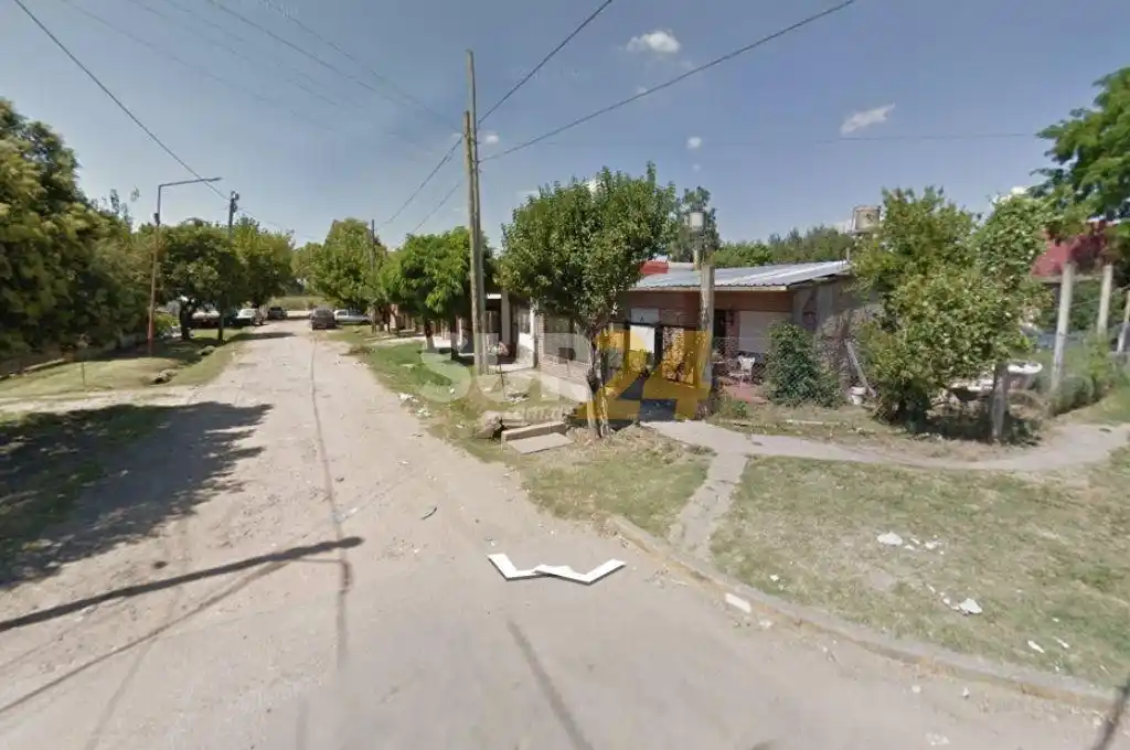 Forcejeó con un ladrón armado y el delincuente mató a su mujer