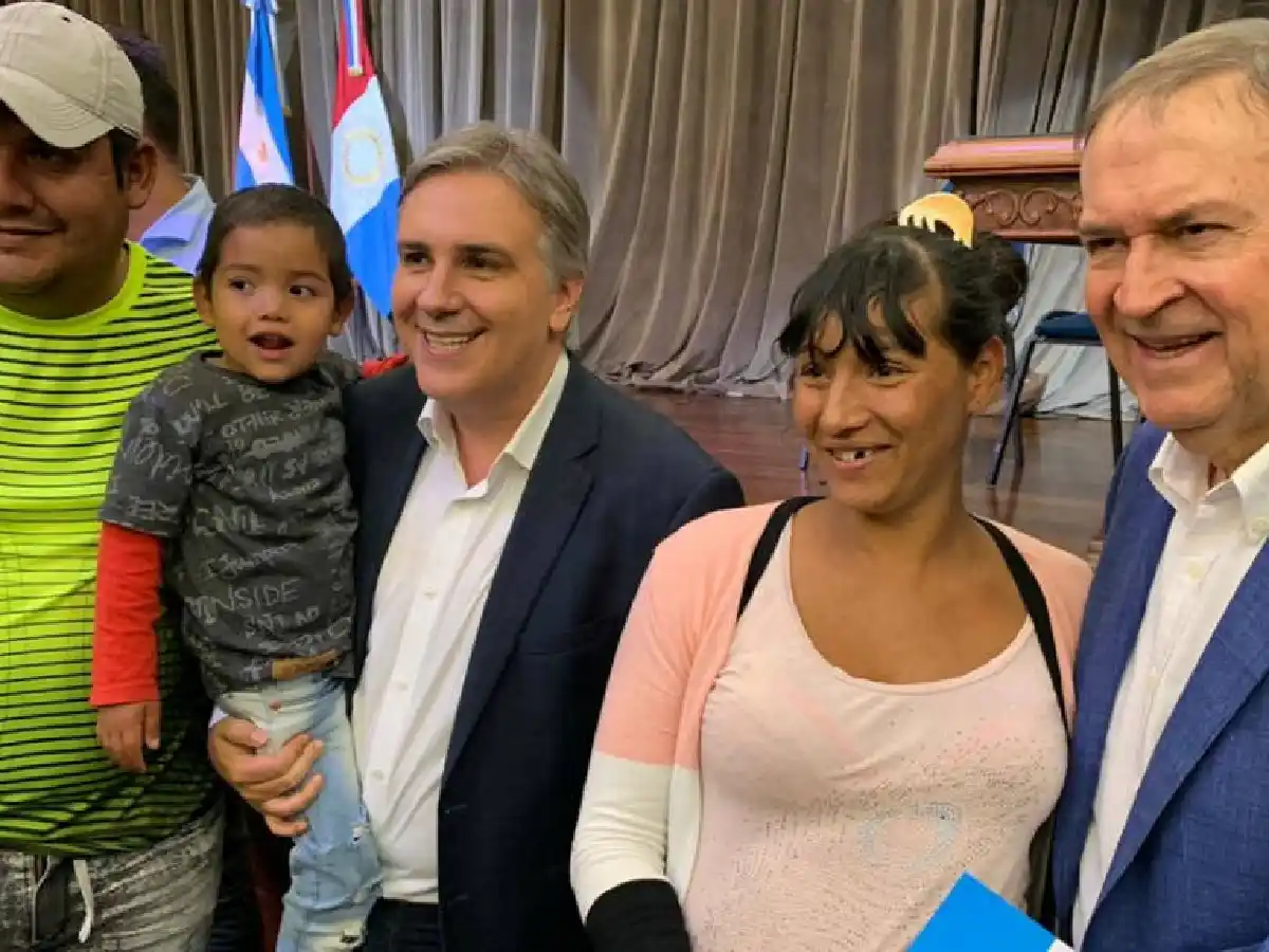 Schiaretti y Llaryora volvieron a mostrarse juntos